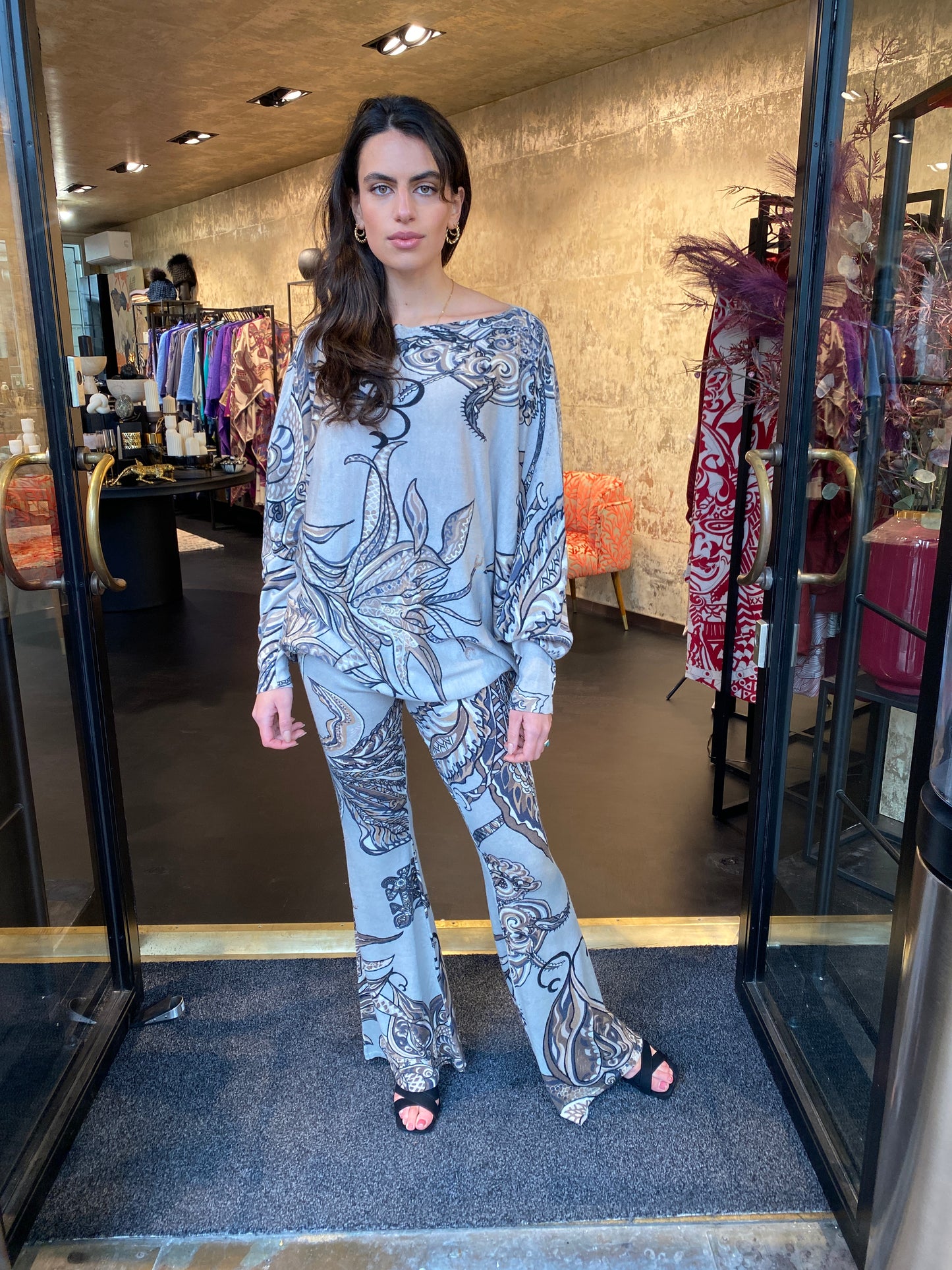 SOUL LEAVES Baby-Kaschmir Feinstrick Pullover mit Fledermaus-Ärmeln, taupe & greige, limitiert # 3