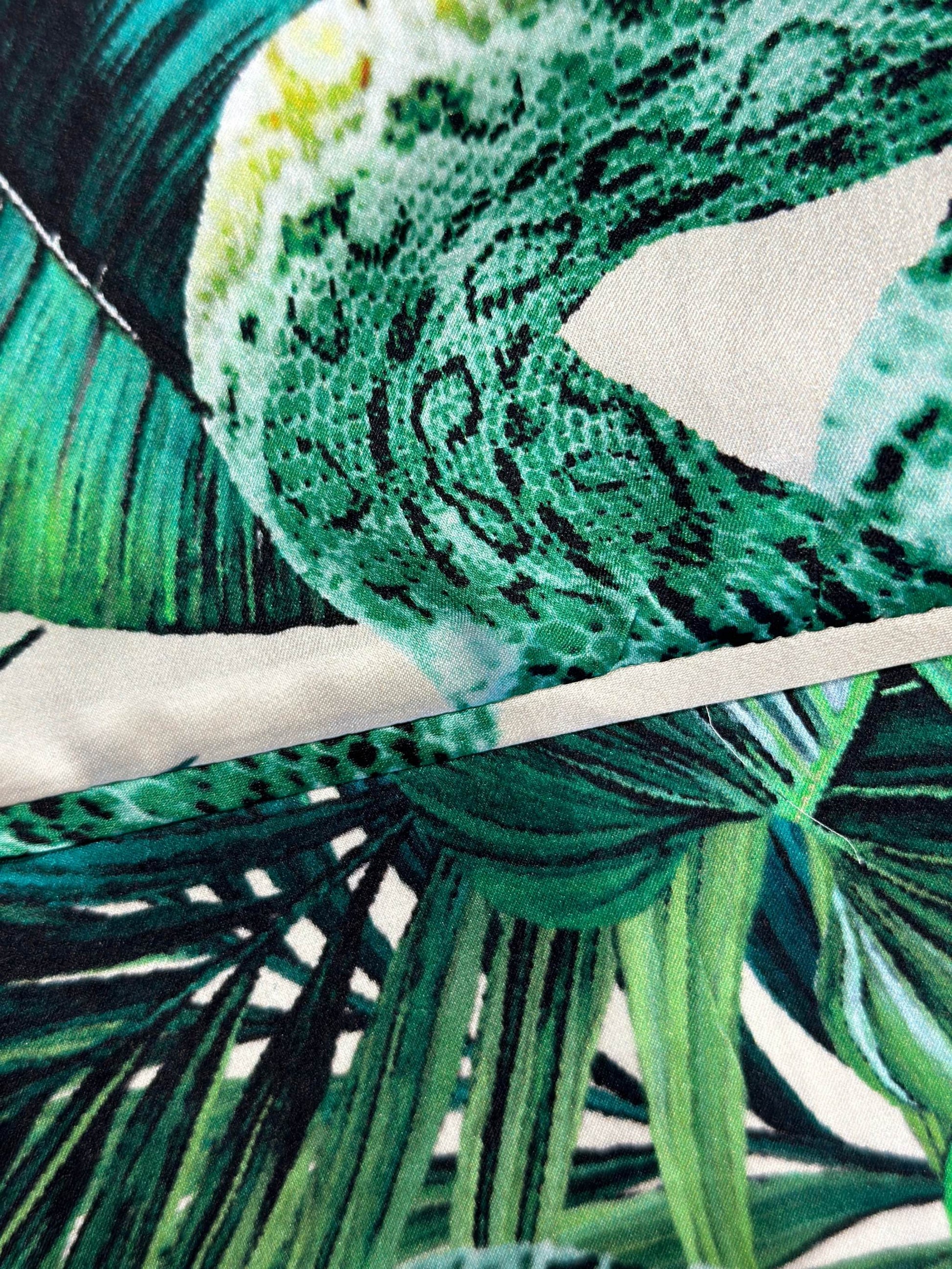 TIMELESS SUSTAINABLE COLLECTION Seidenhose, Garden Eden, white, Unikat