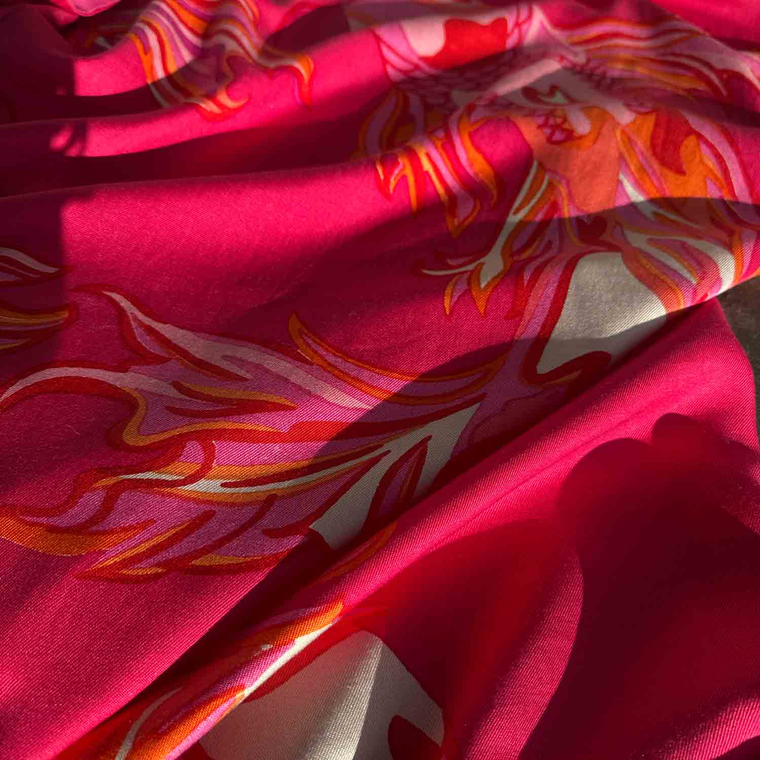 KOIS Schal doubleface, auf Seide bedruckt, 100x200, Rückseite 100% Kaschmir, Pink & Orange