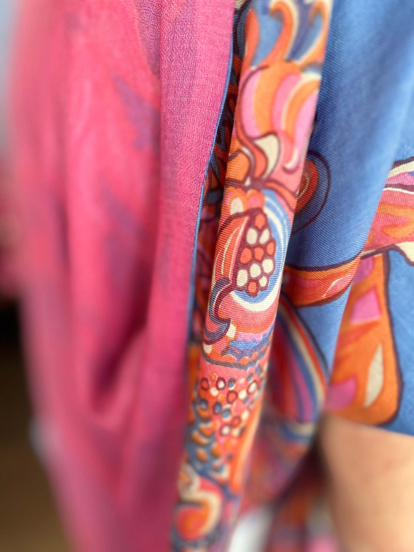 BONDED IN GARDEN EDEN Sei de& Kaschmir Poncho, Doubleface, Blau / Pink, Unikat