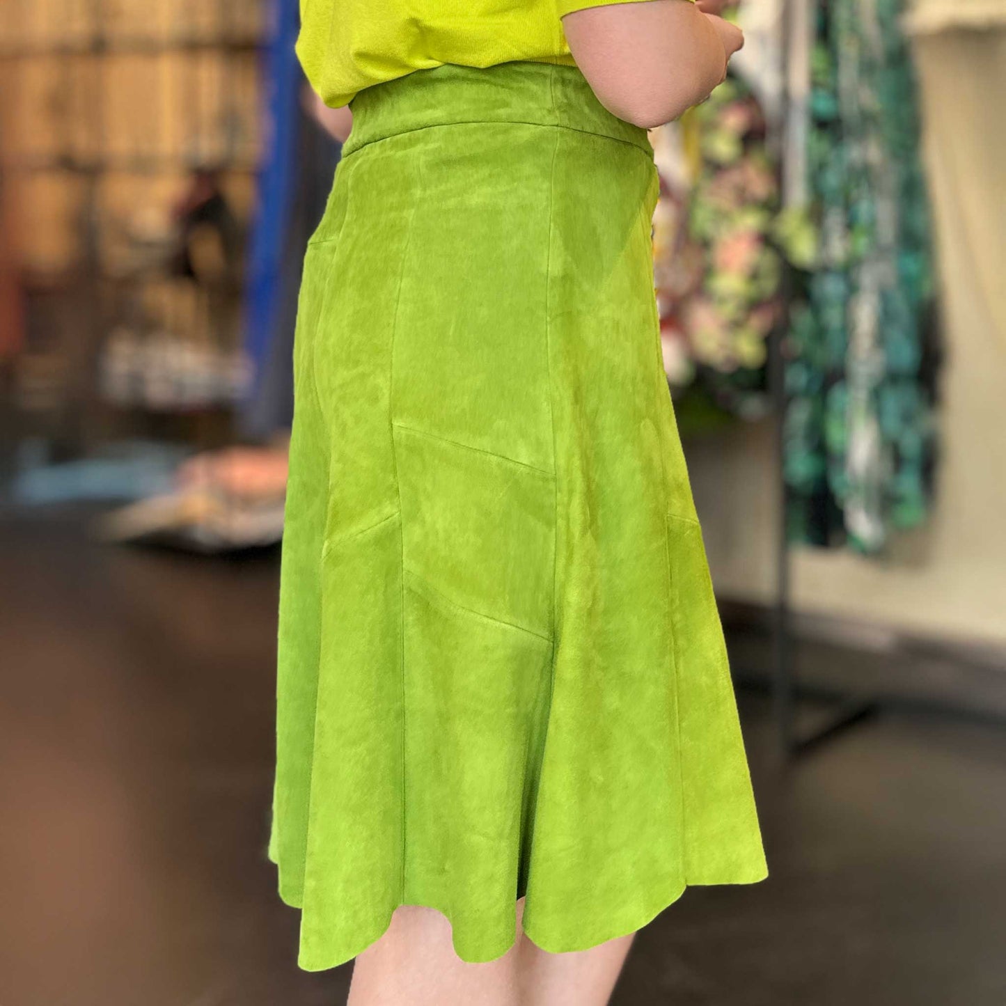 Lederrock aus Stretch-Lammleder, greenery, Maßkonfektion