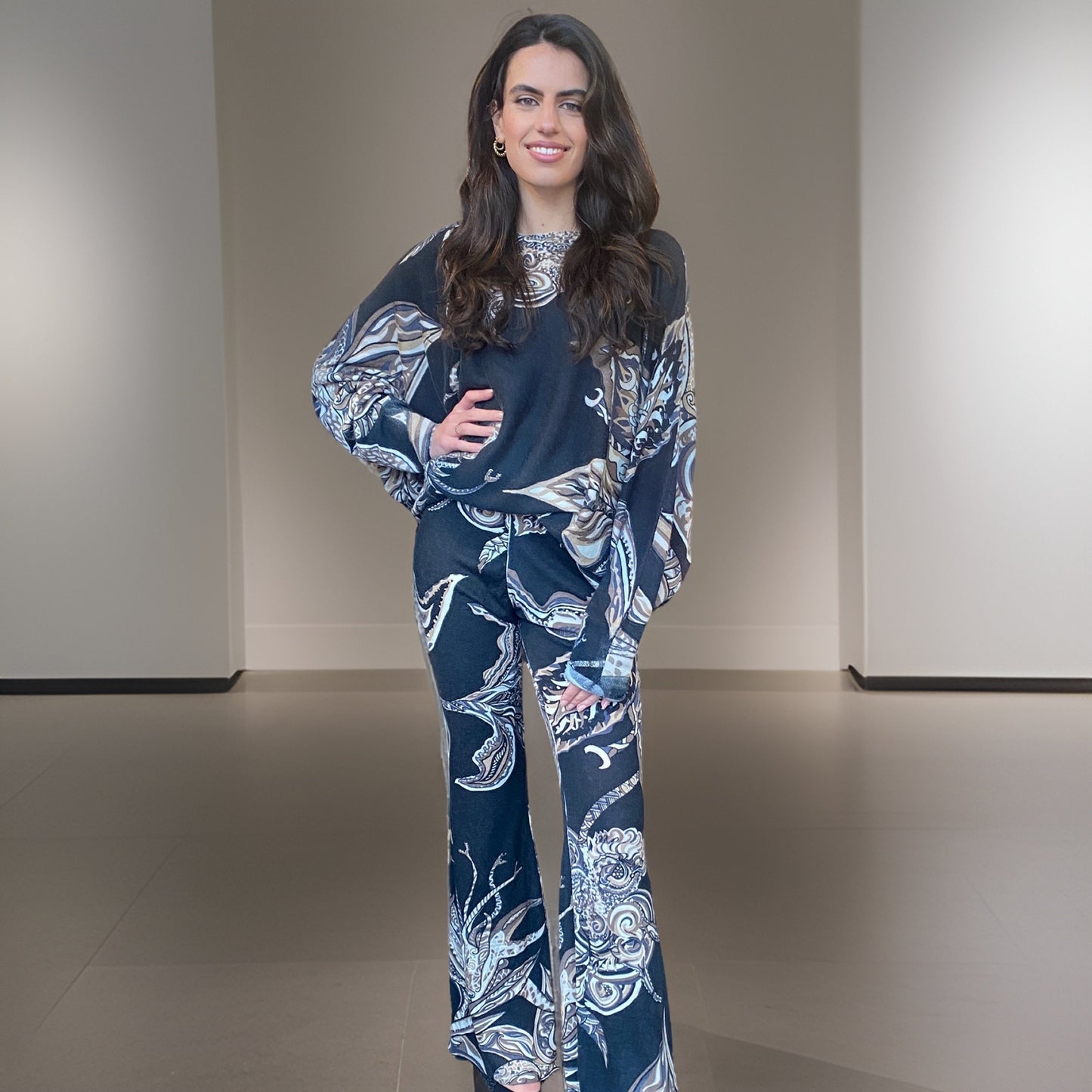 SOUL LEAVES Baby-Kaschmir Feinstrick Pullover mit Fledermaus-Ärmeln, schwarz & beige, limitiert # 3