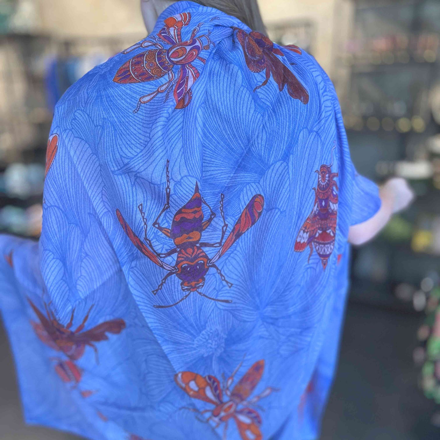 Leichter Sommerschal, 100% Kaschmir, Sonderedition “Safe the 🐝 “ 3 St