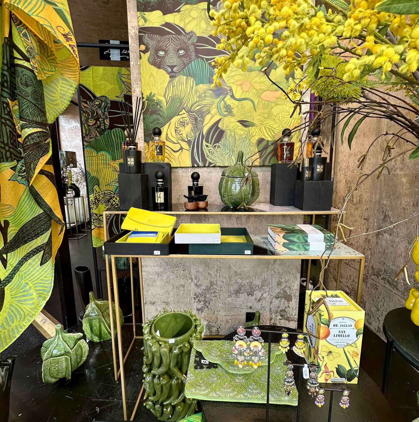 Seidenbluse/Tunika WILD FAMILY BONDS, grün & gelb, UNIKAT