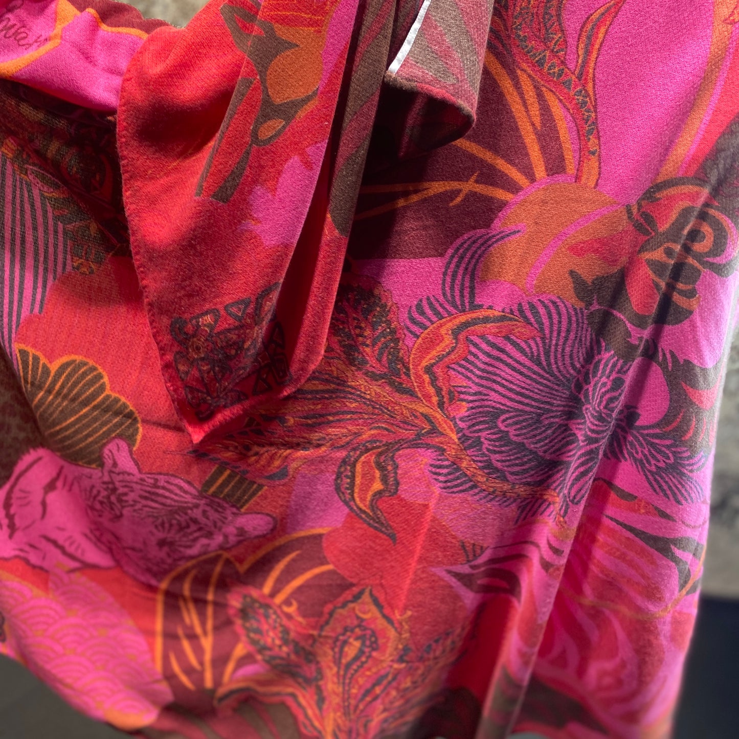 WILD FAMILY BONDS Kaschmir Cape/Stola, pink & mauve & red, Limited Edition # 5