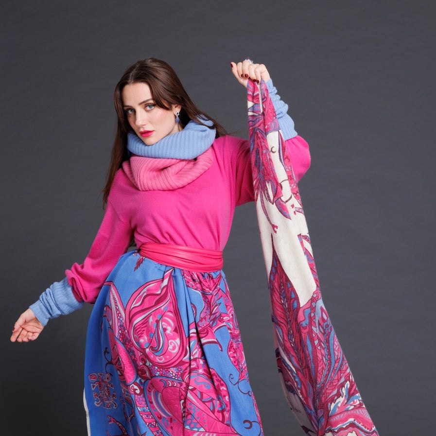 SOUL FLOWERS Changra Kaschmir Stola, pink & blau auf weiß