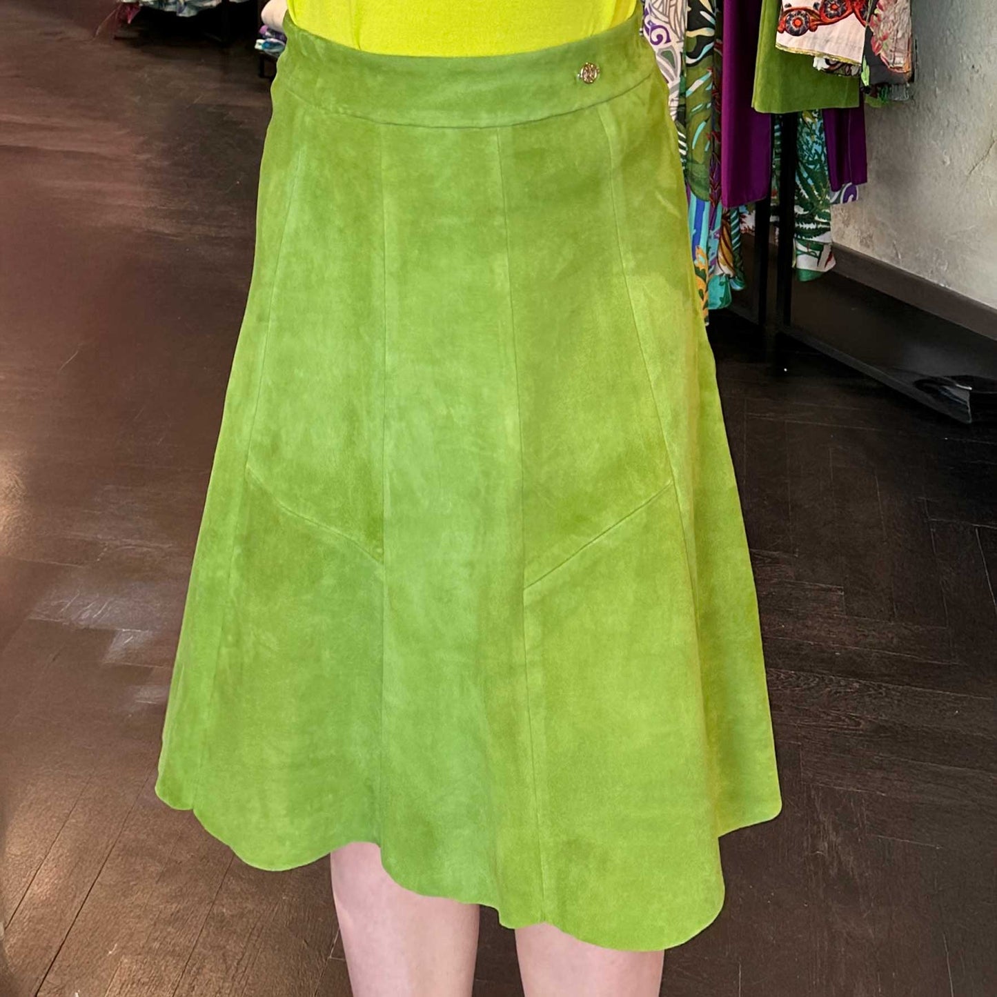 Lederrock aus Stretch-Lammleder, greenery, Maßkonfektion