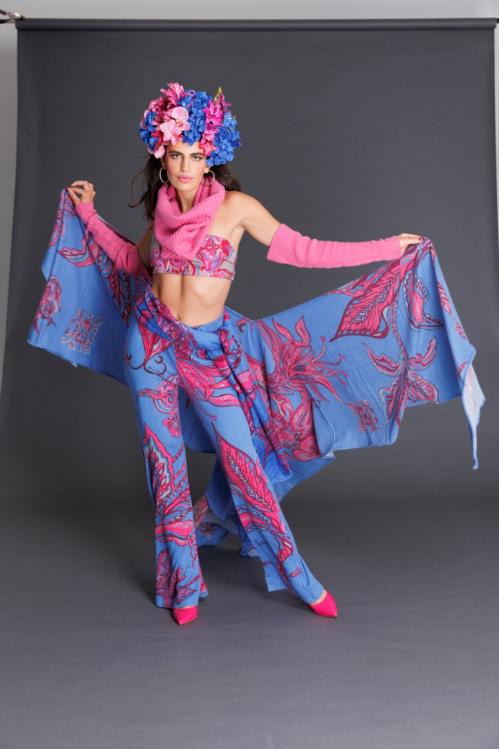 Hose SOUL FLOWERS, 70/30 Kaschmir-Seide, mit Schlag, pink&blue, UNIKAT