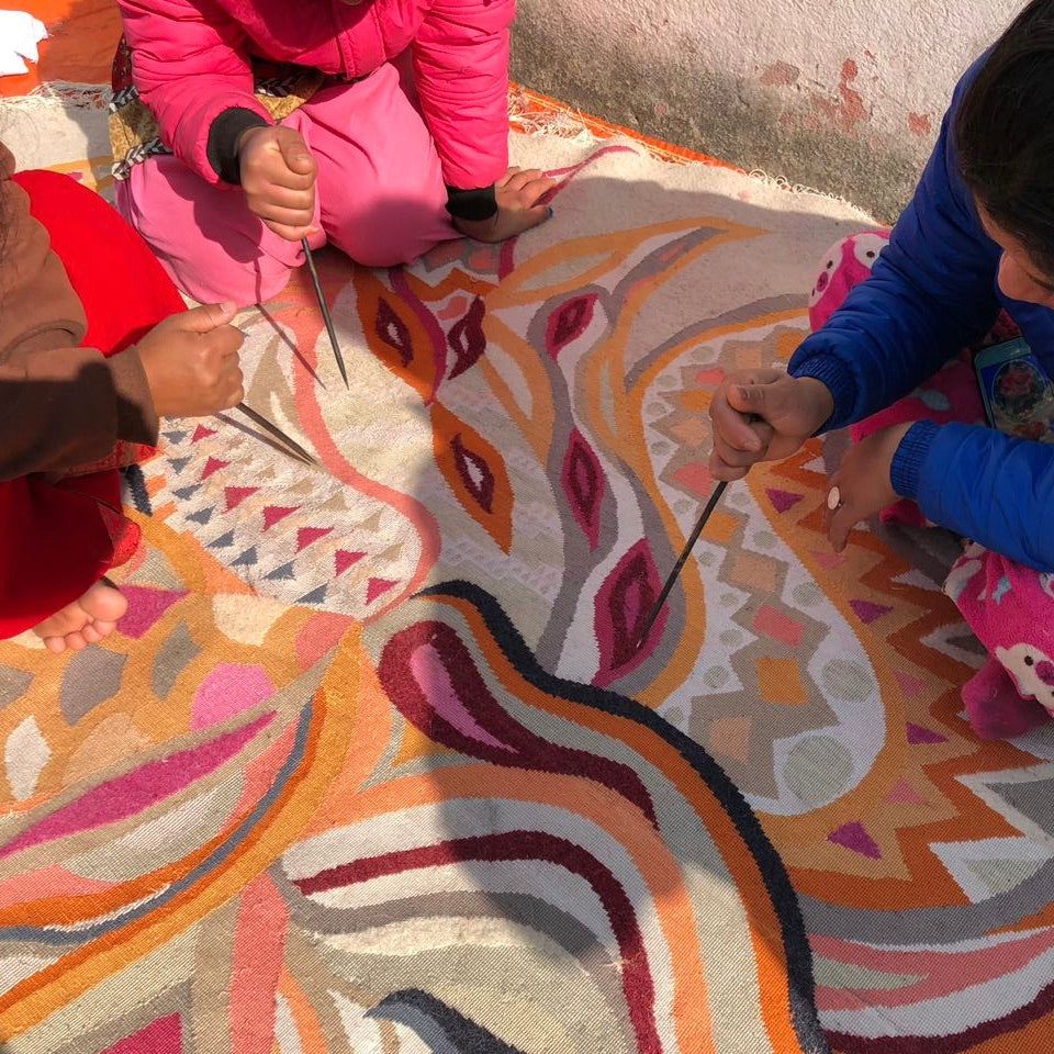 Teppich Kunst Unikat LION TREASURE  260x260 cm Knüpfzeit ca. 270 Tage