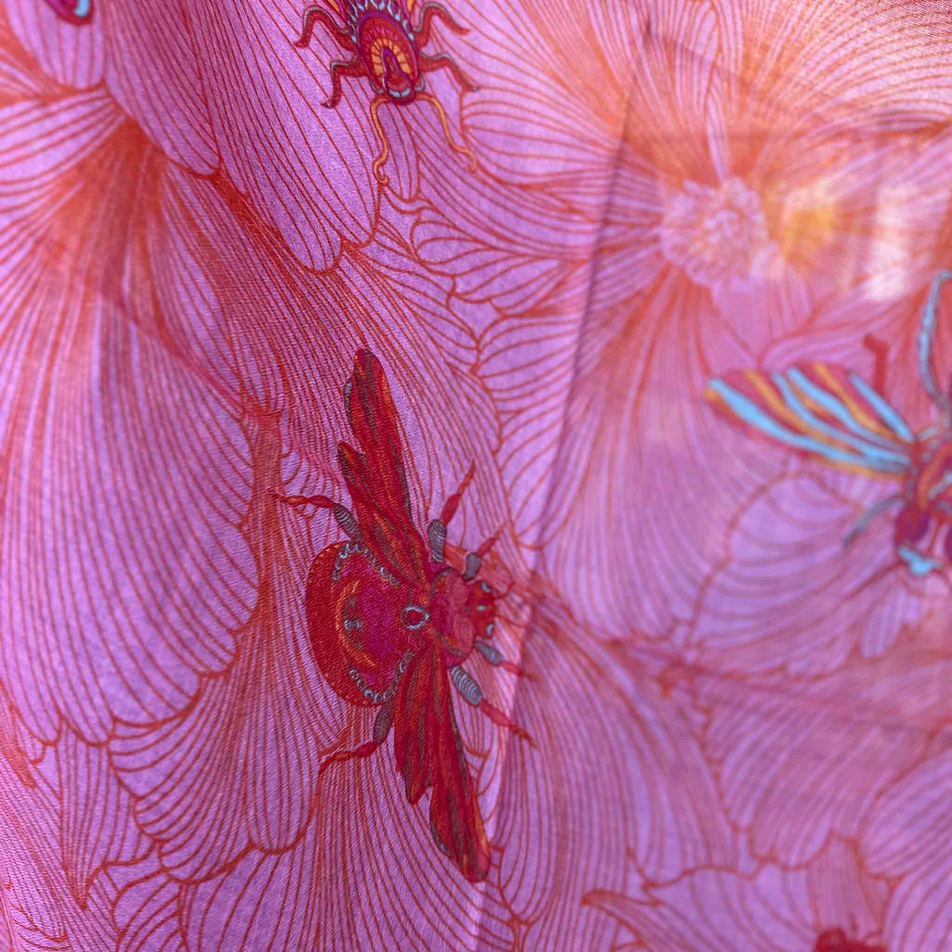 Leichter Sommerschal, 100% Kaschmir, Sonderedition “Safe the 🐝 “ pink