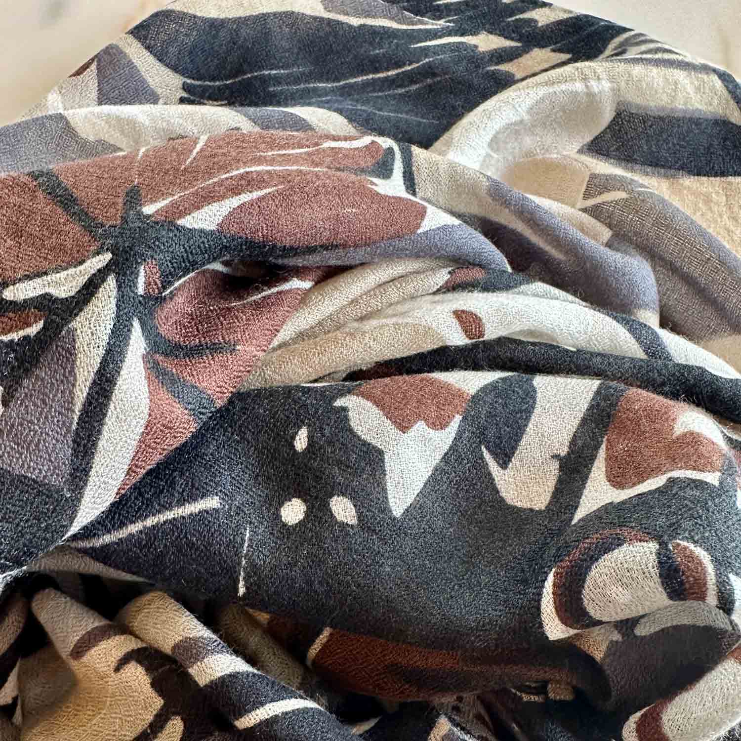 METHAMORPHOSE Kaschmir Carre Tuch, Beige, Braun, Blau, Anthrazit, Schwarz. Limitiert 3