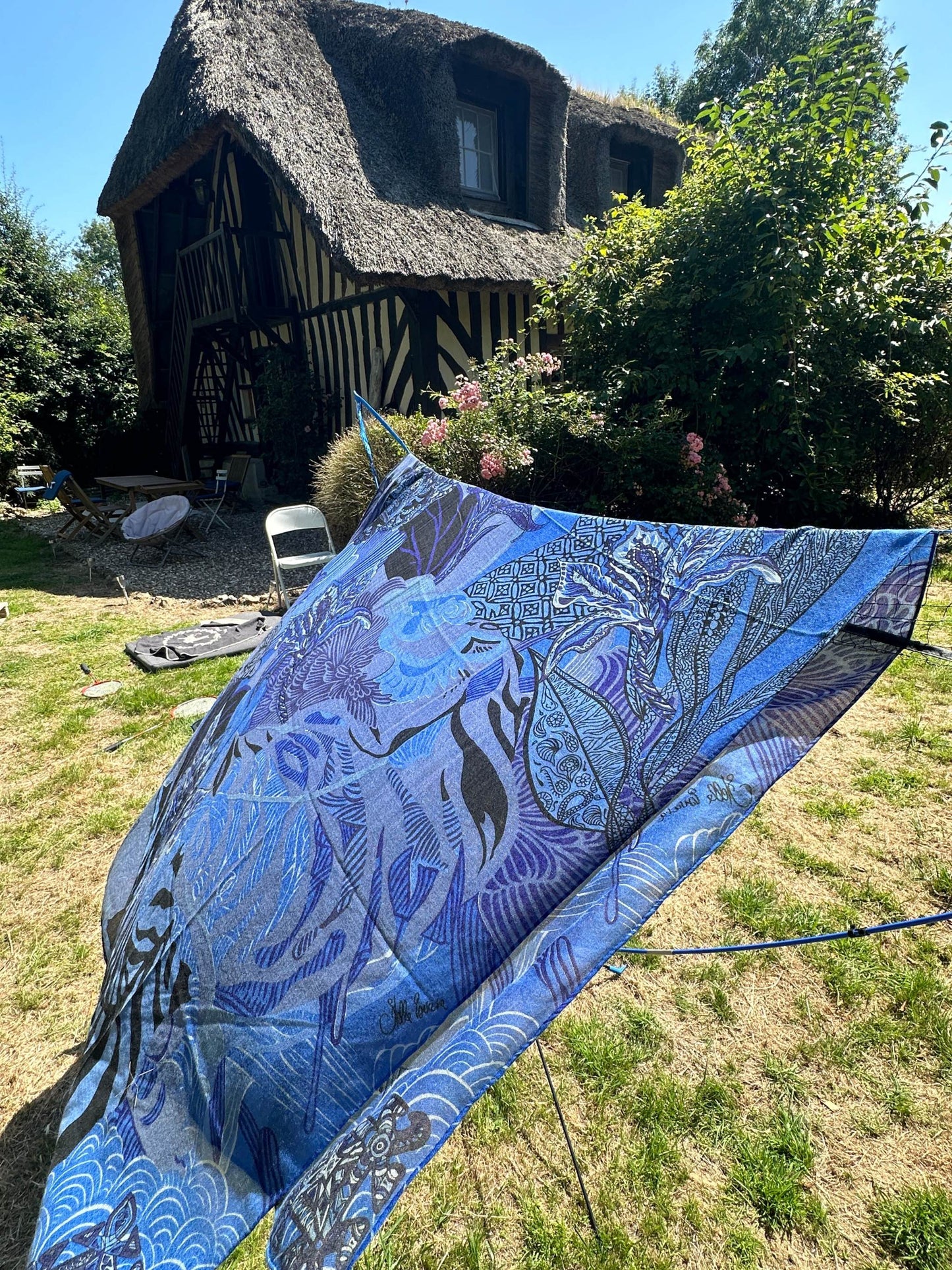 Schal WILD FAMILY BONDS leichter Kaschmir, blau & schwarz, Limitiert 5