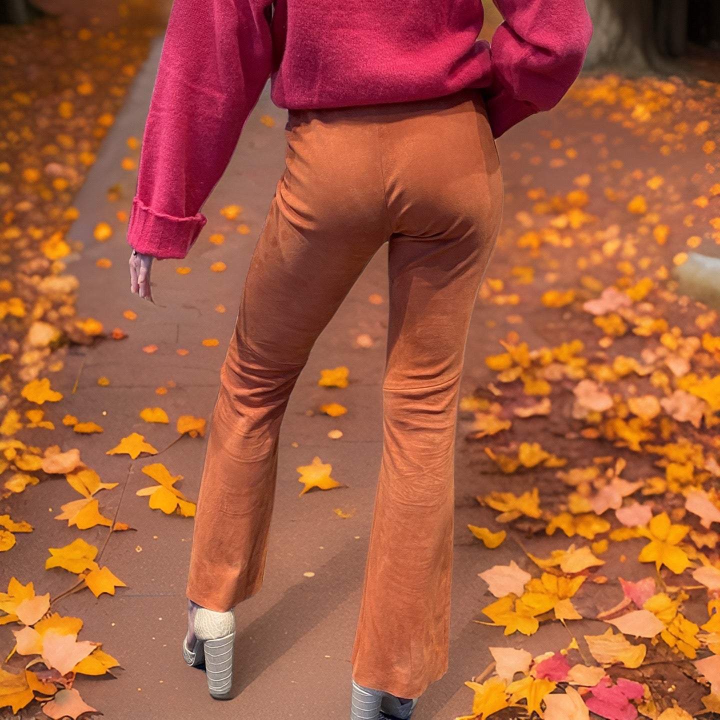 Lederhose mit Schlag, Stretch-Lammleder, Zimt, Maßkonfektion, waschbar