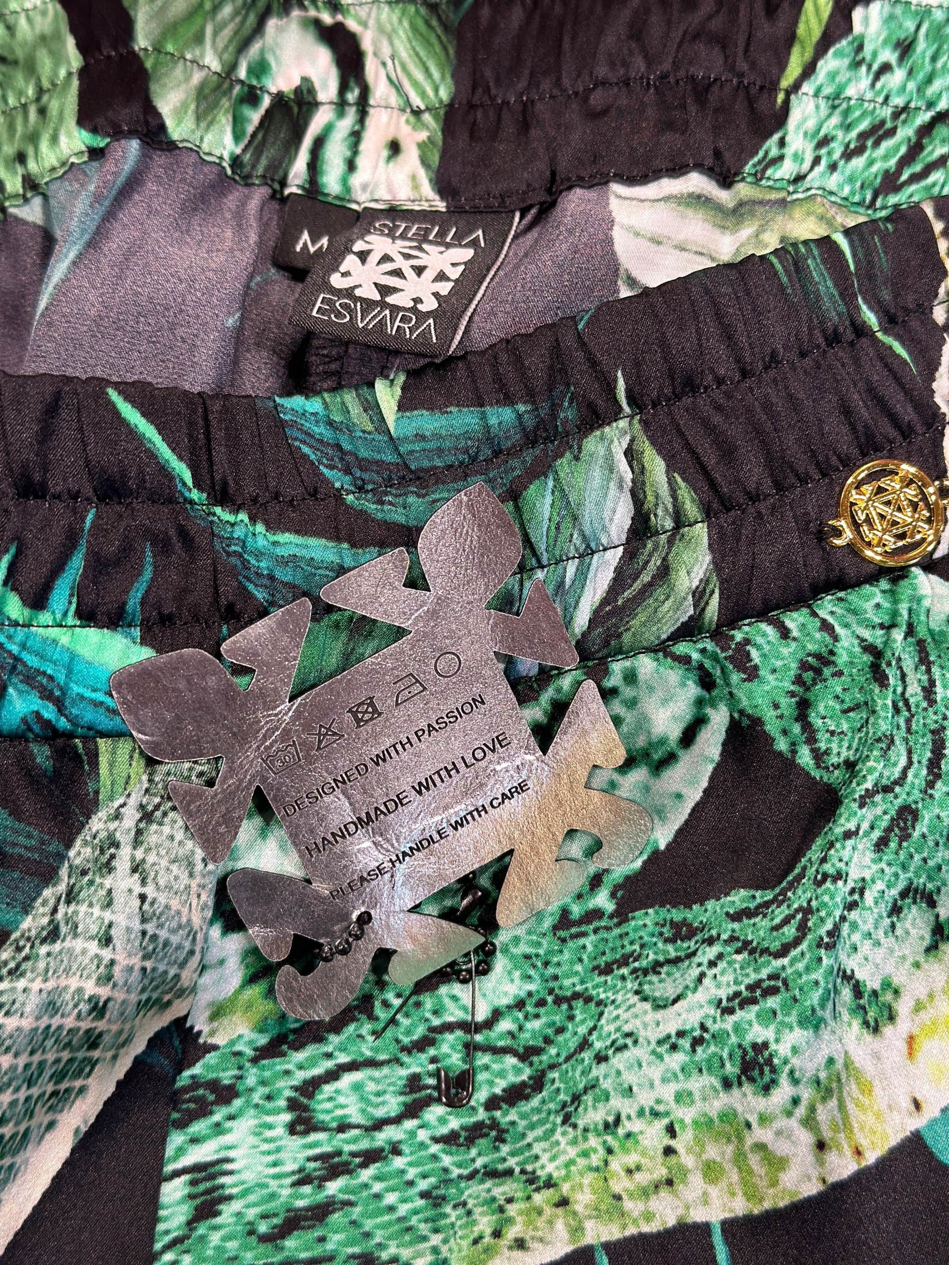 TIMELESS SUSTAINABLE Seidenhose, ausgestelltes Bein, Garden Eden, black