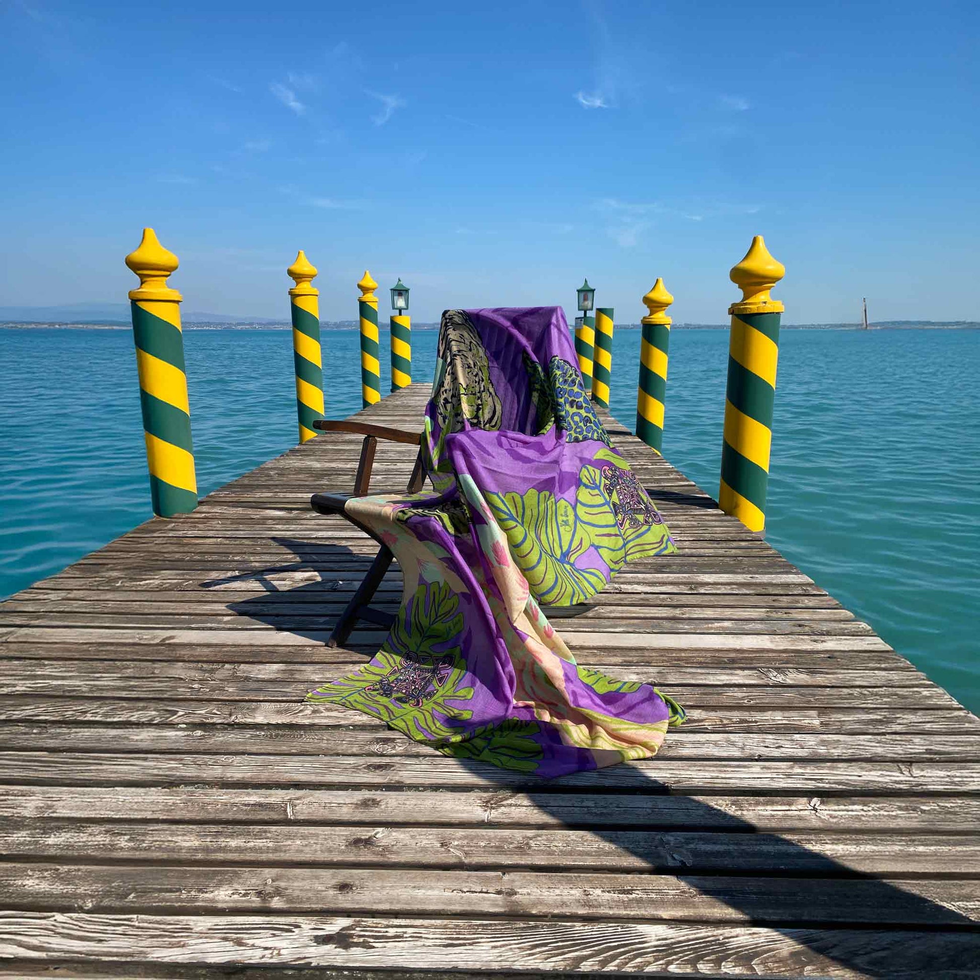 Schal XL, Kaschmir TIGER POND - United in diversity, purple & green, Limited Edition