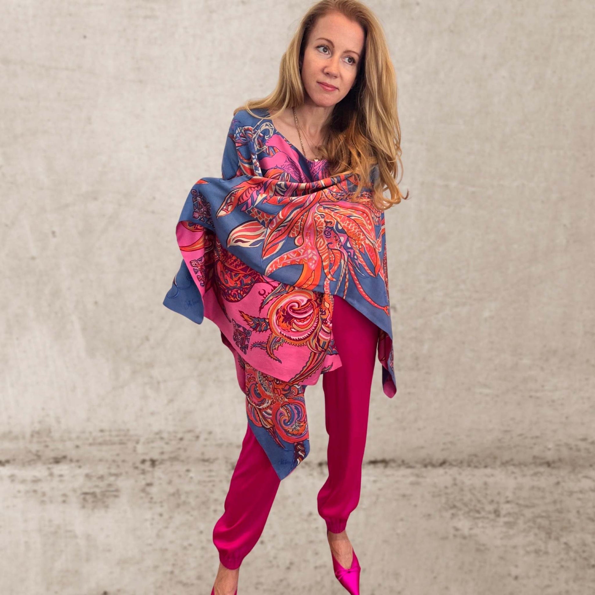 Poncho BONDED IN GARDEN EDEN Seiden, Doubleface, Blau & Pink, Unikat