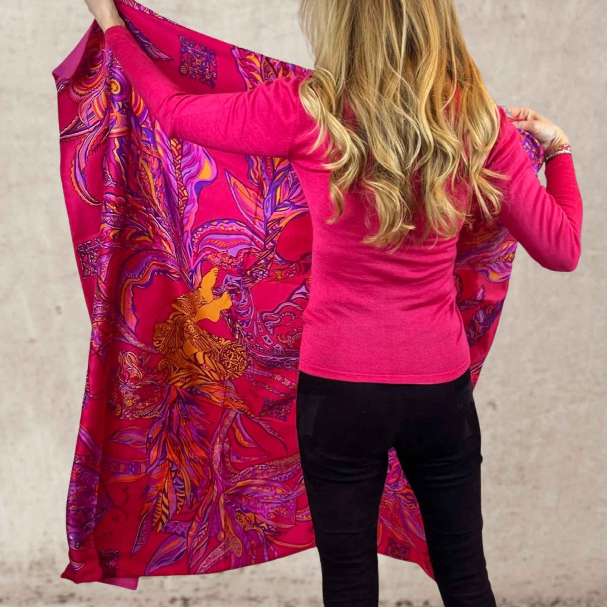 Carré Tuch BONDED IN GARDEN EDEN, zweilagig, Doubleface, Kaschmir & Seide, Himbeere, LIMITED2/3