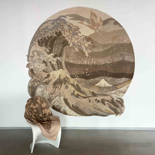 The great wave of Kanagawa - carpet art unique 200cm round - beige taupe gray - hand-knotted Nepal