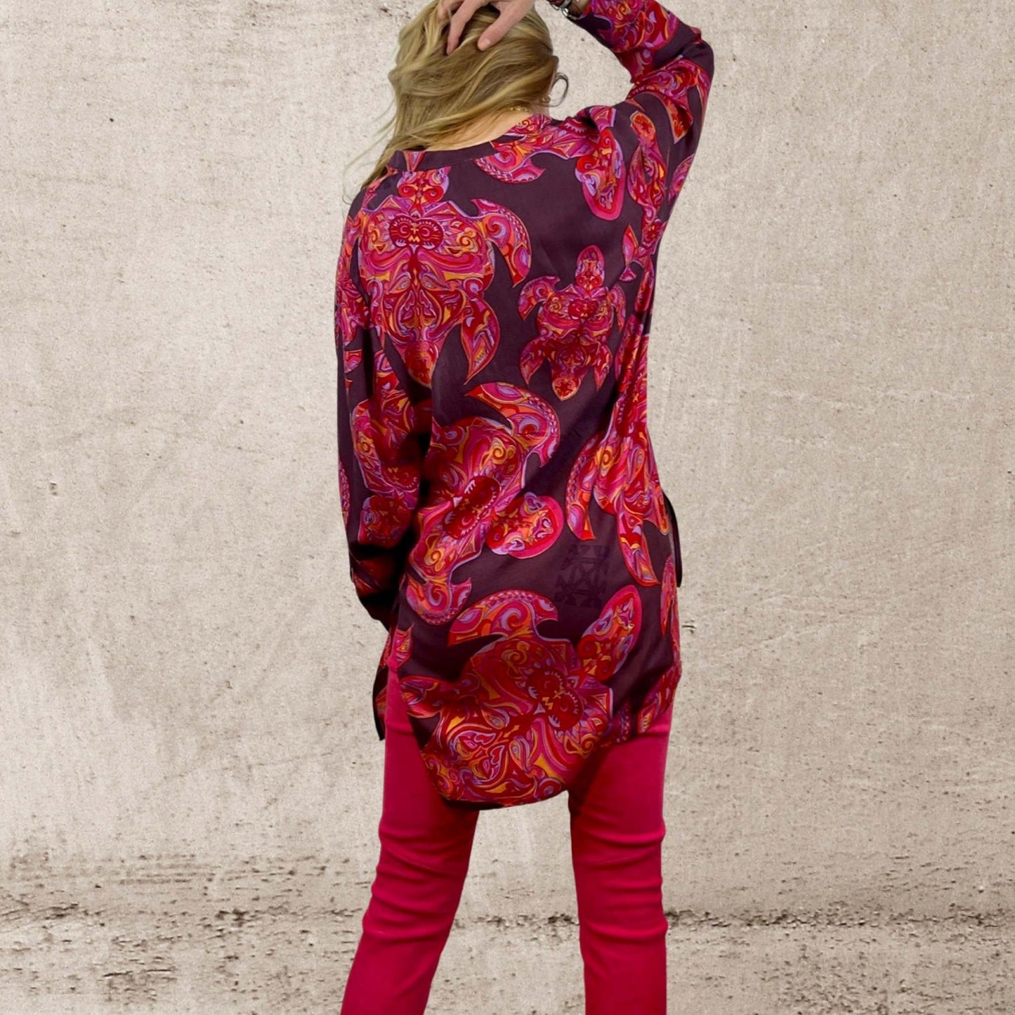 MAORI TURTLES Seiden-Hemdbluse, pink auf pflaume, limited