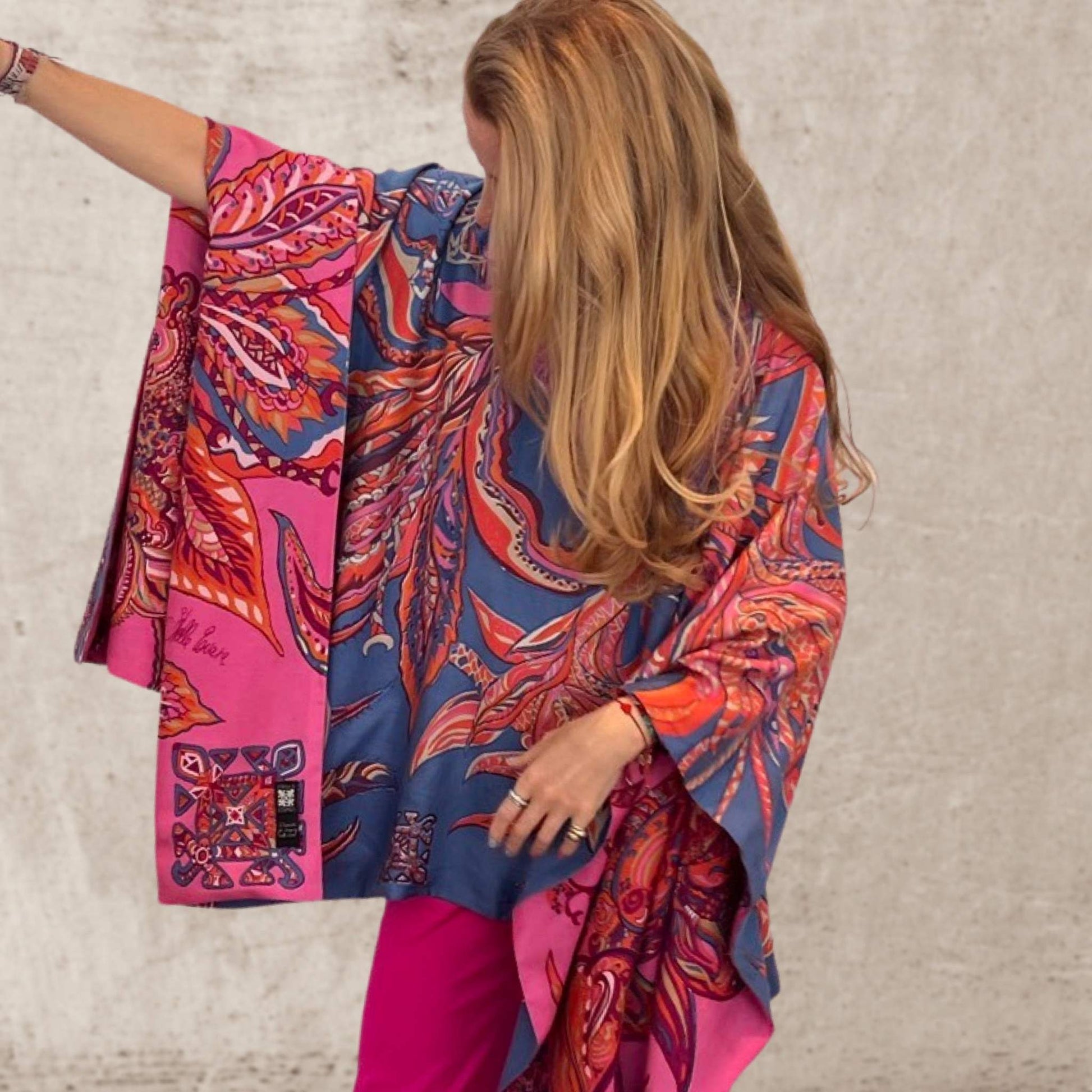 Poncho BONDED IN GARDEN EDEN Seiden, Doubleface, Blau & Pink, Unikat