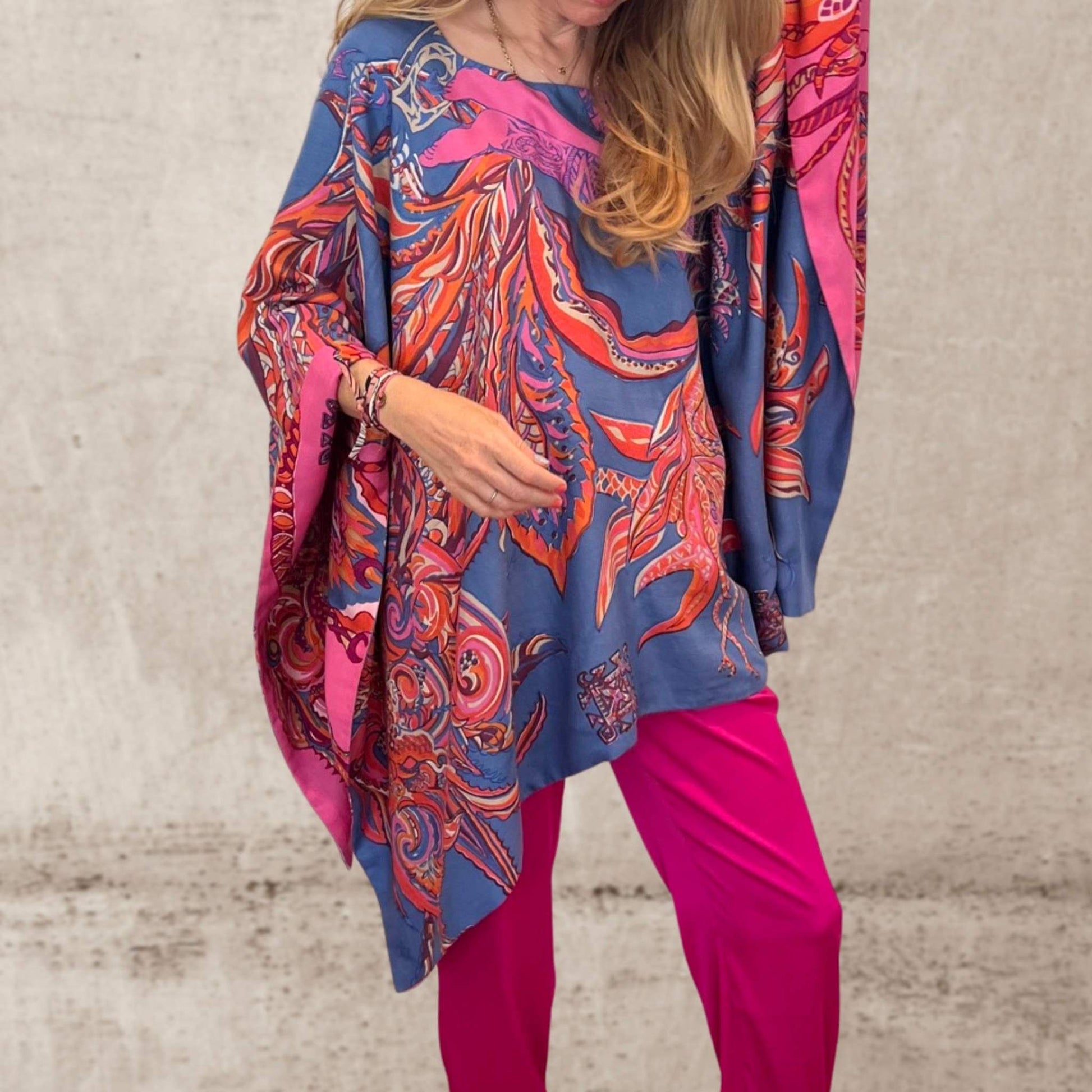 BONDED IN GARDEN EDEN Seiden-Poncho, Doubleface, Blau & Pink, Unikat