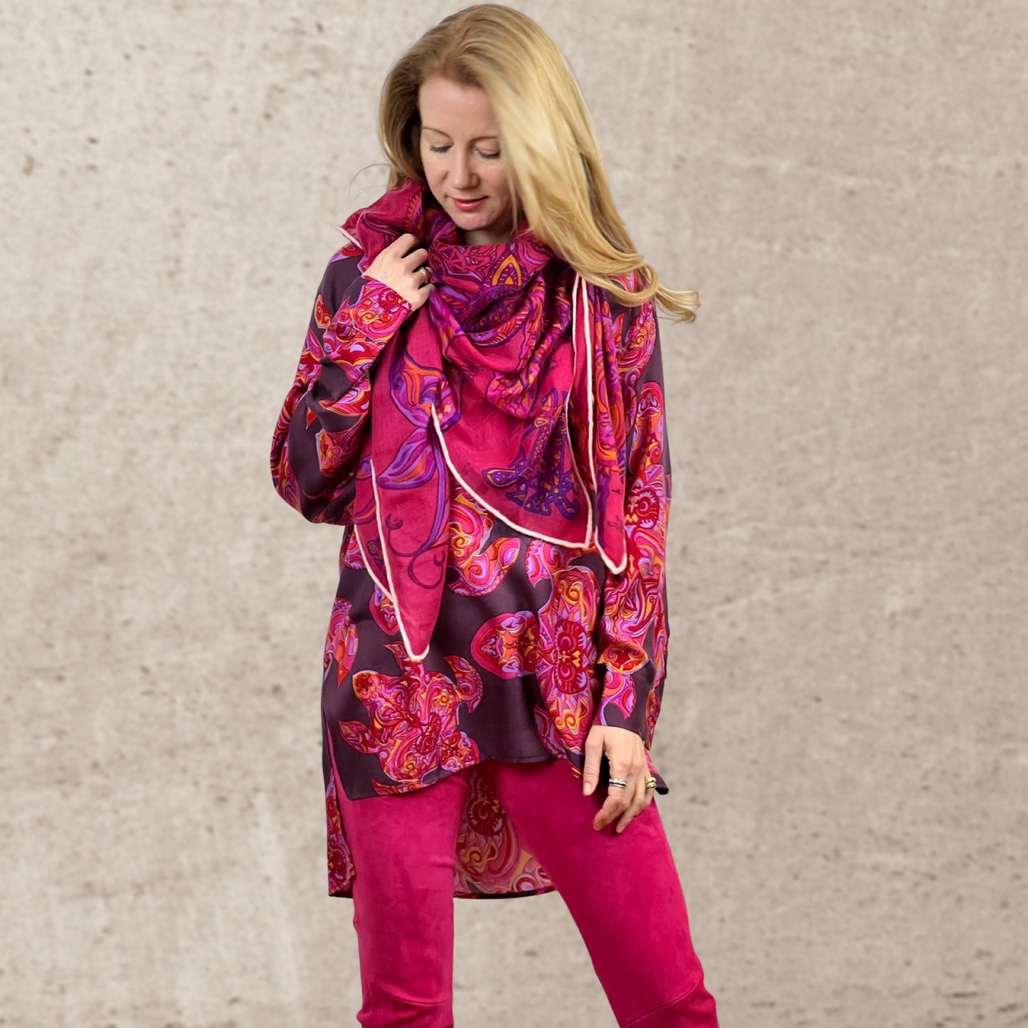 “BONDED IN GARDEN EDEN” 100% AAA Kaschmir Himbeere