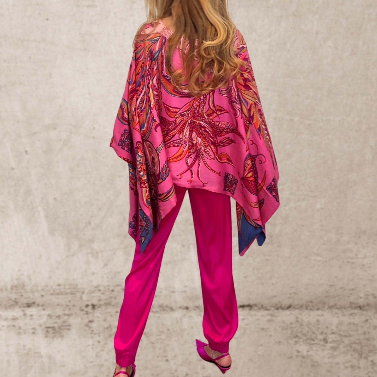 BONDED IN GARDEN EDEN Seiden-Poncho, Doubleface, Blau & Pink, Unikat