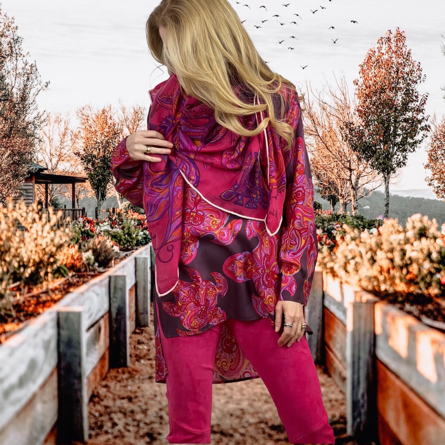 “BONDED IN GARDEN EDEN” 100% AAA Kaschmir Himbeere