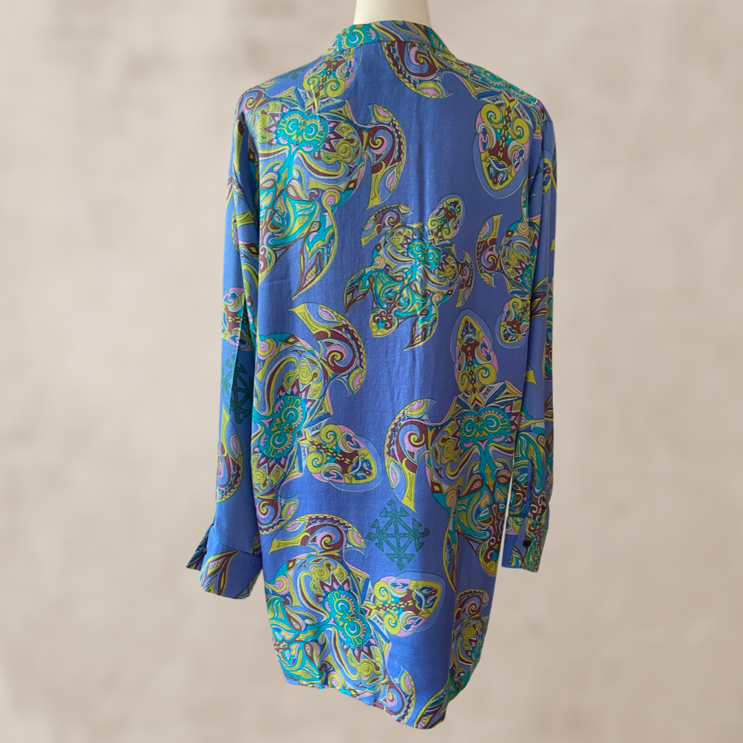 MAORI TURTLES Seidenbluse, gruen & blau, limited