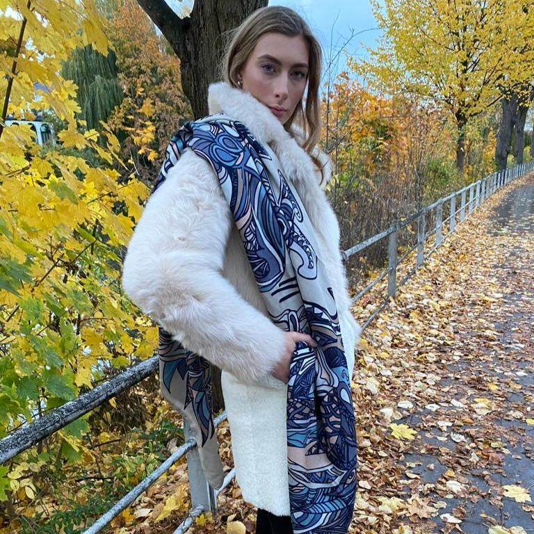 WILD LIFE Tuch Kaschmir &Kaschmir & Seide Tuch Doubleface WILD LIFE 150x150 Grau Aqua und Beige Seide, Doubleface, Beige and Aqua, LIMITED EDITION 3 von 4 St.