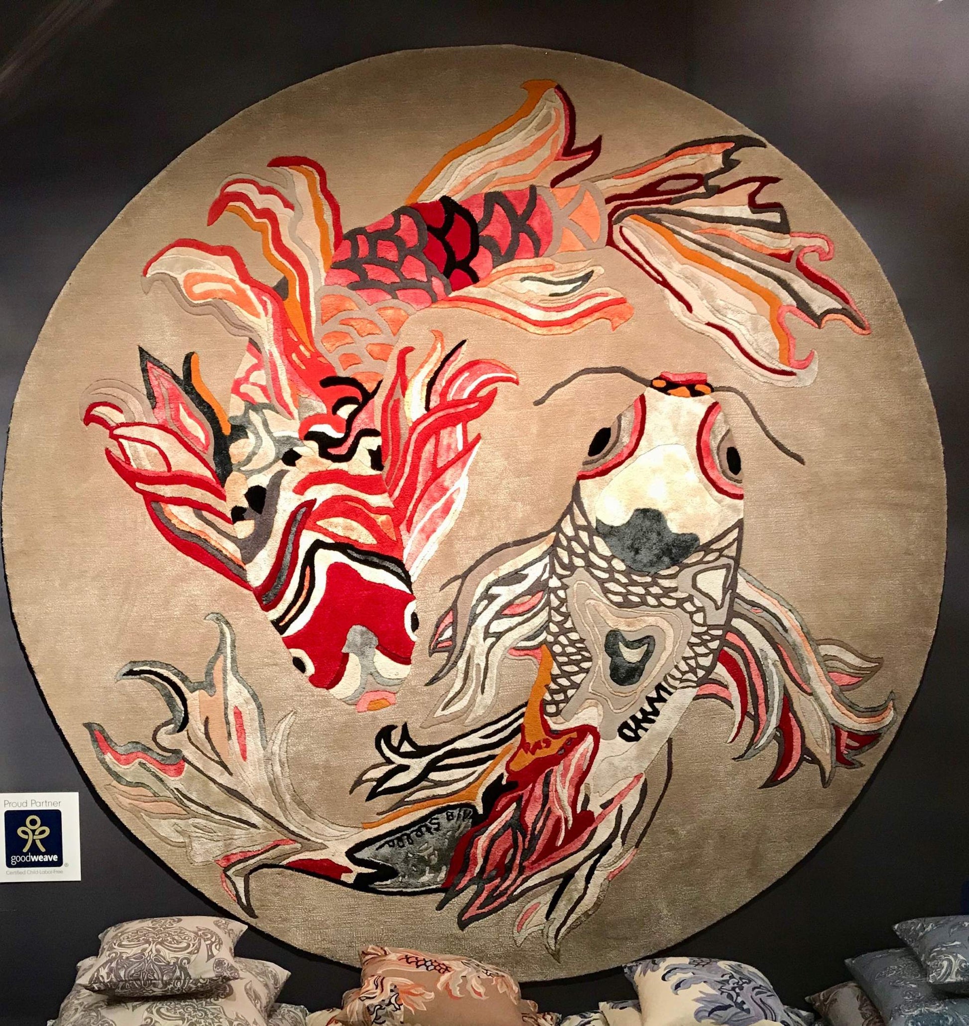 Teppich Kunst KOI LOVERS, 260 x 260 cm, Knüpfzeit ca.270 Tage, Unikat