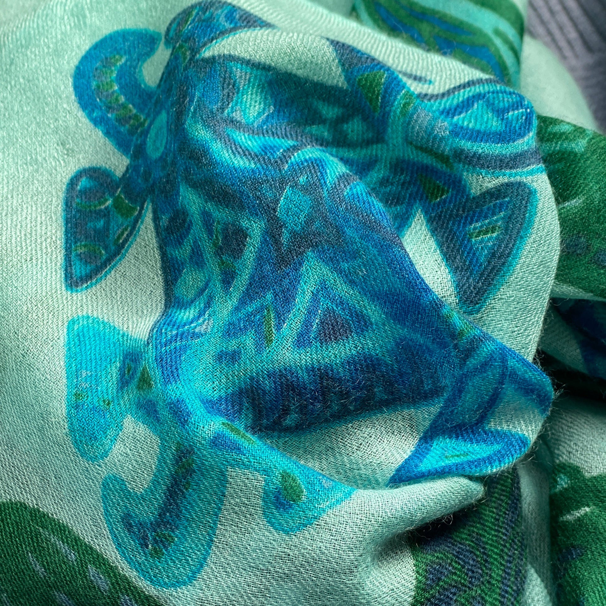 SOUL LEAVES Leichter Sommerschal aus Changra Kaschmir Schal/Stola, blau & Türkis & grün