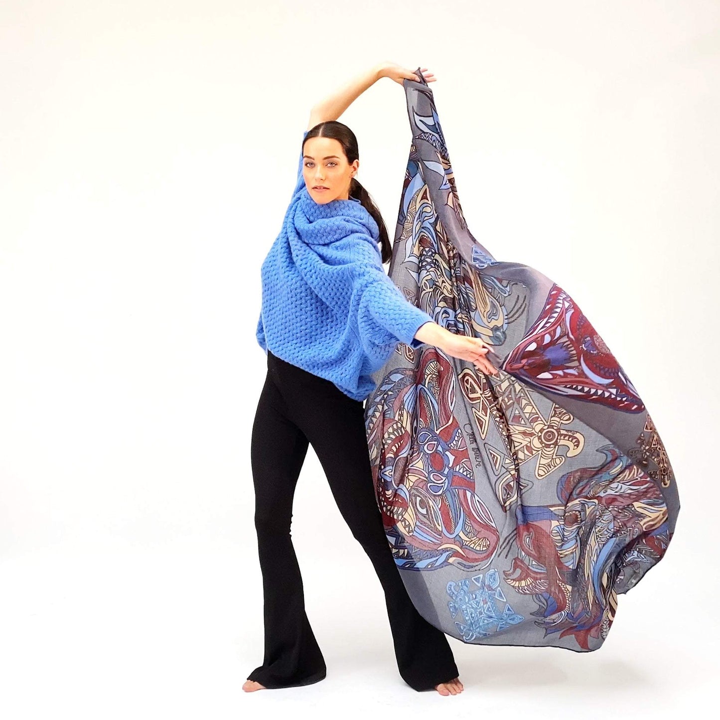 Tuch WILD LIFE, Kaschmir, 150x150cm, Handgewebt, blau-beige, limitiert