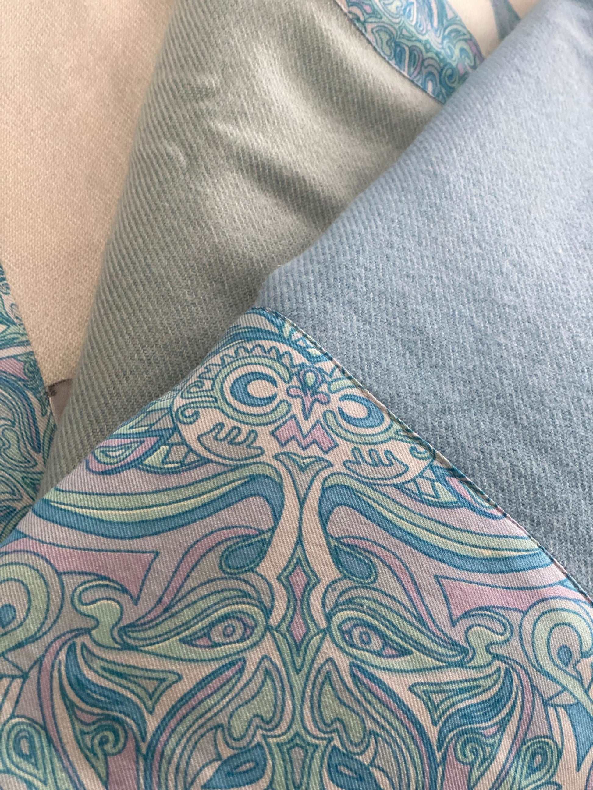 Plaid ESVARA TURTLES on silk, 100% Twill weave Kaschmir, blau