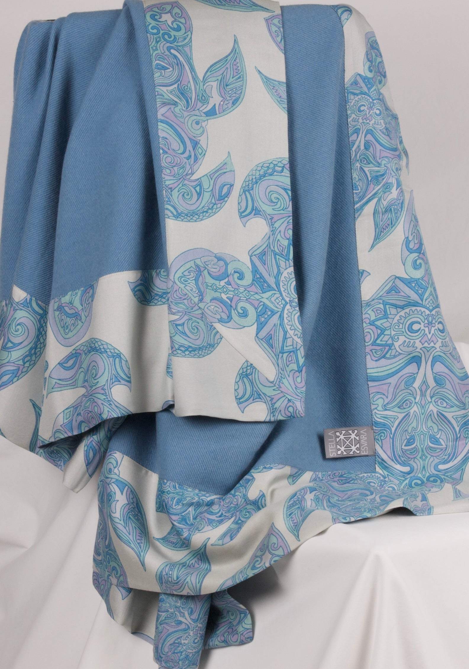 Plaid ESVARA TURTLES on silk, 100% Twill weave Kaschmir, blau