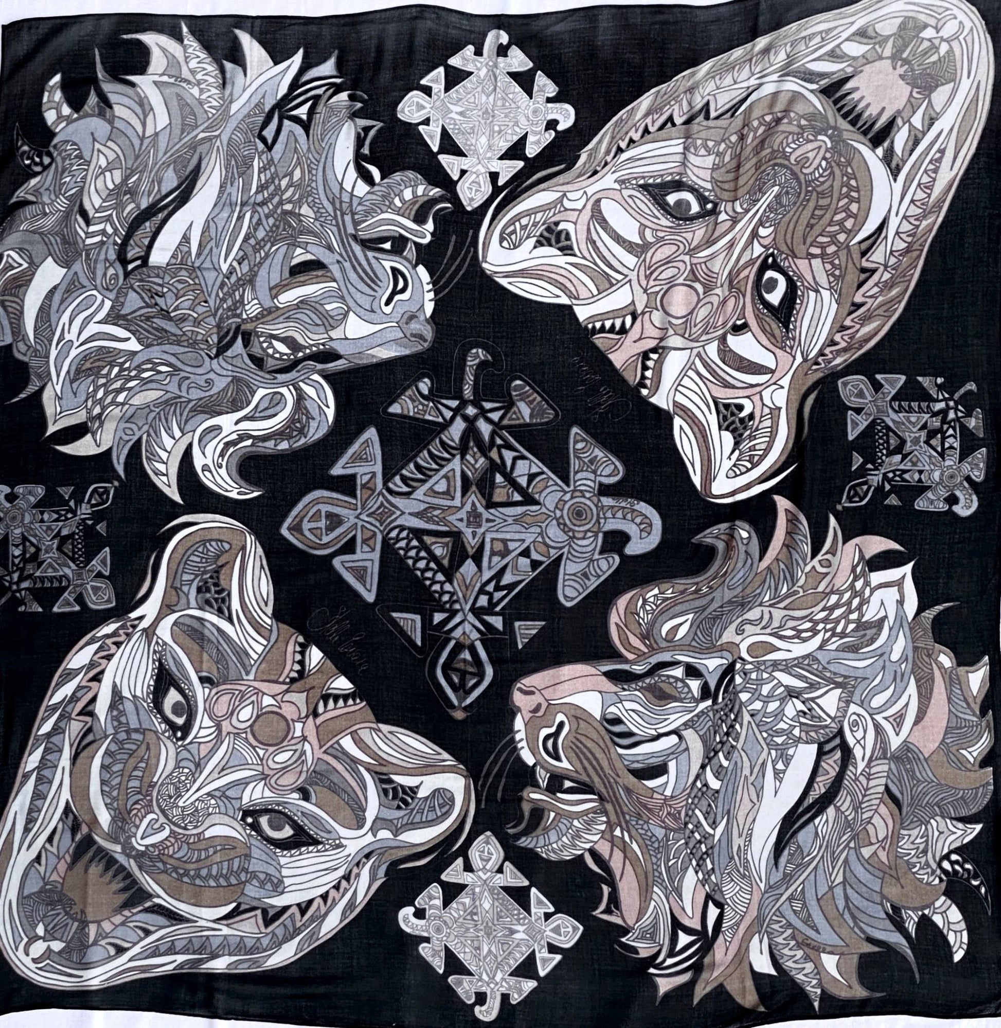 Tuch WILD LIFE Kaschmir, 150x150cm, Handgewebt, taupe&black, limitiert