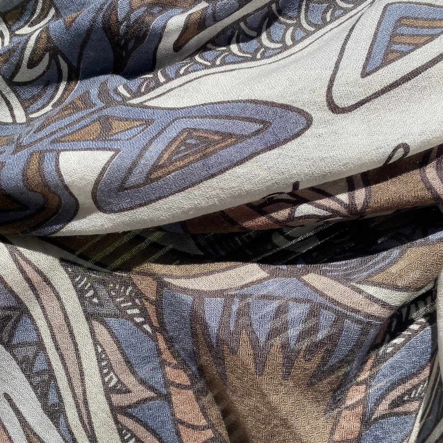 "WILD LIFE" Limited 3 of 5 - noble cashmere cloth 140x140 - taupe and greige