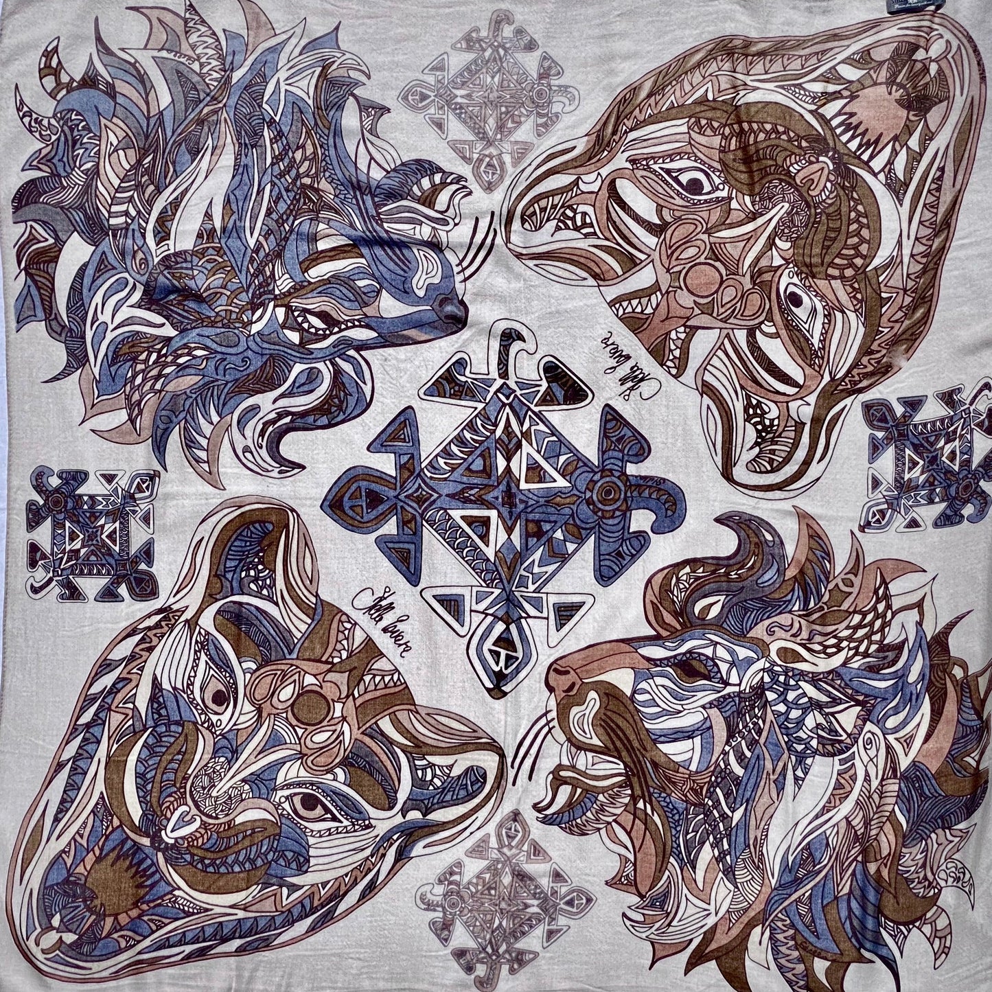 WILD LIFE Changra-Kaschmir Carré, Taupe und greige, Limitierte Edition, 3 von 5