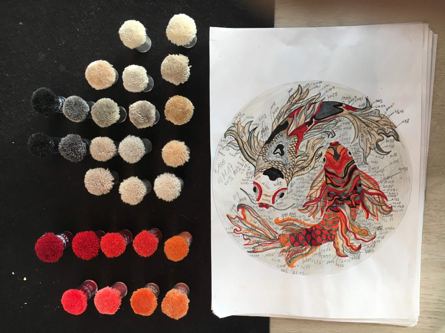 Teppich Kunst KOI LOVERS, 260 x 260 cm, Knüpfzeit ca.270 Tage, Unikat