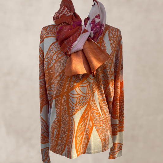 “SOUL LEAVES “ Feinstrick Pullover - orange & cream - Von Hand bedruckt aus 100% leichtem baby cashmere - Limitiert auf 5 Stück