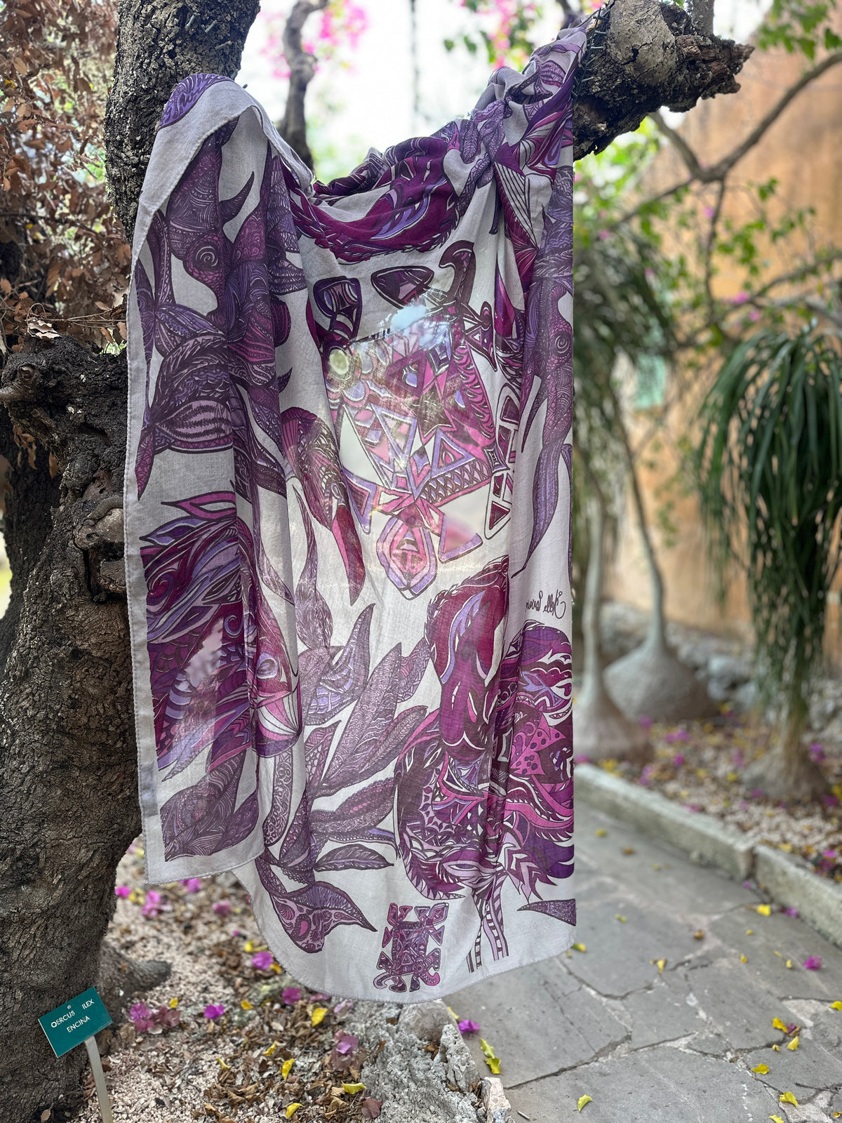 Kaschmir XL Schal „FLAMINGO GARDENS“ Limited Edition / Cashmere Beige & Plum & Berry tones