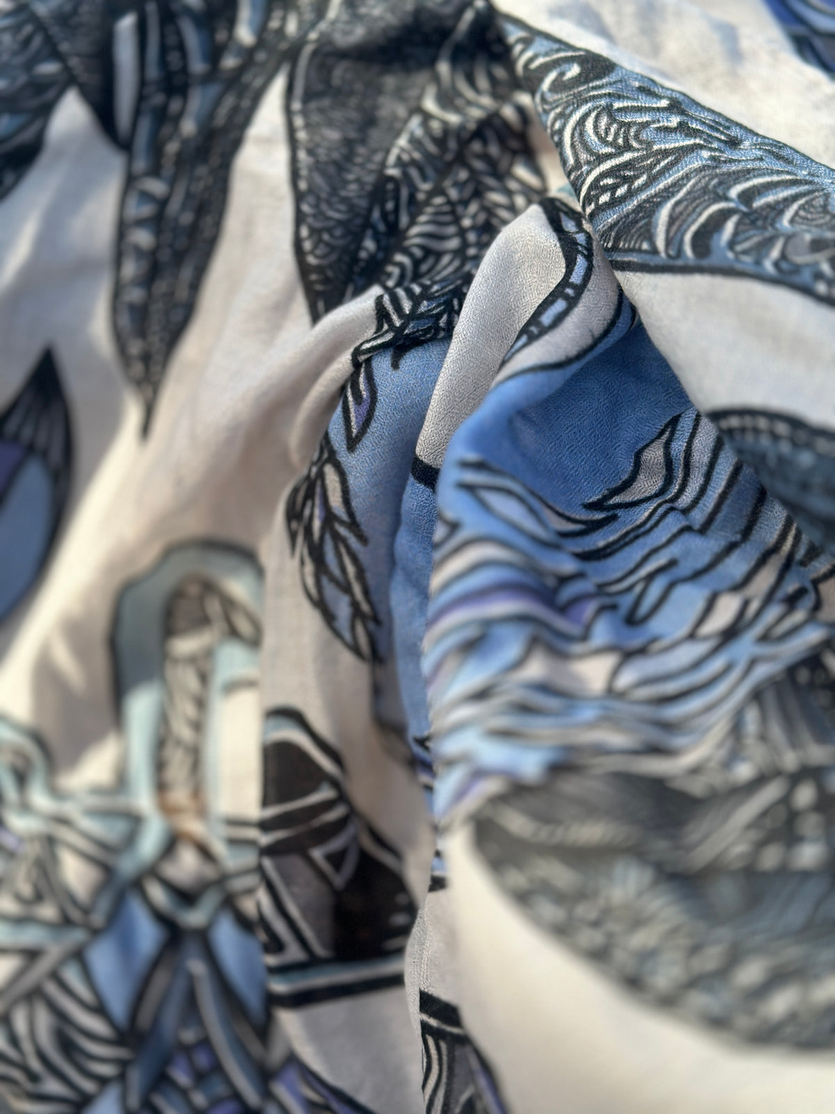 Kaschmir XL Schal „FLAMINGO GARDENS“ Limited Edition / Cashmere beige& Blues