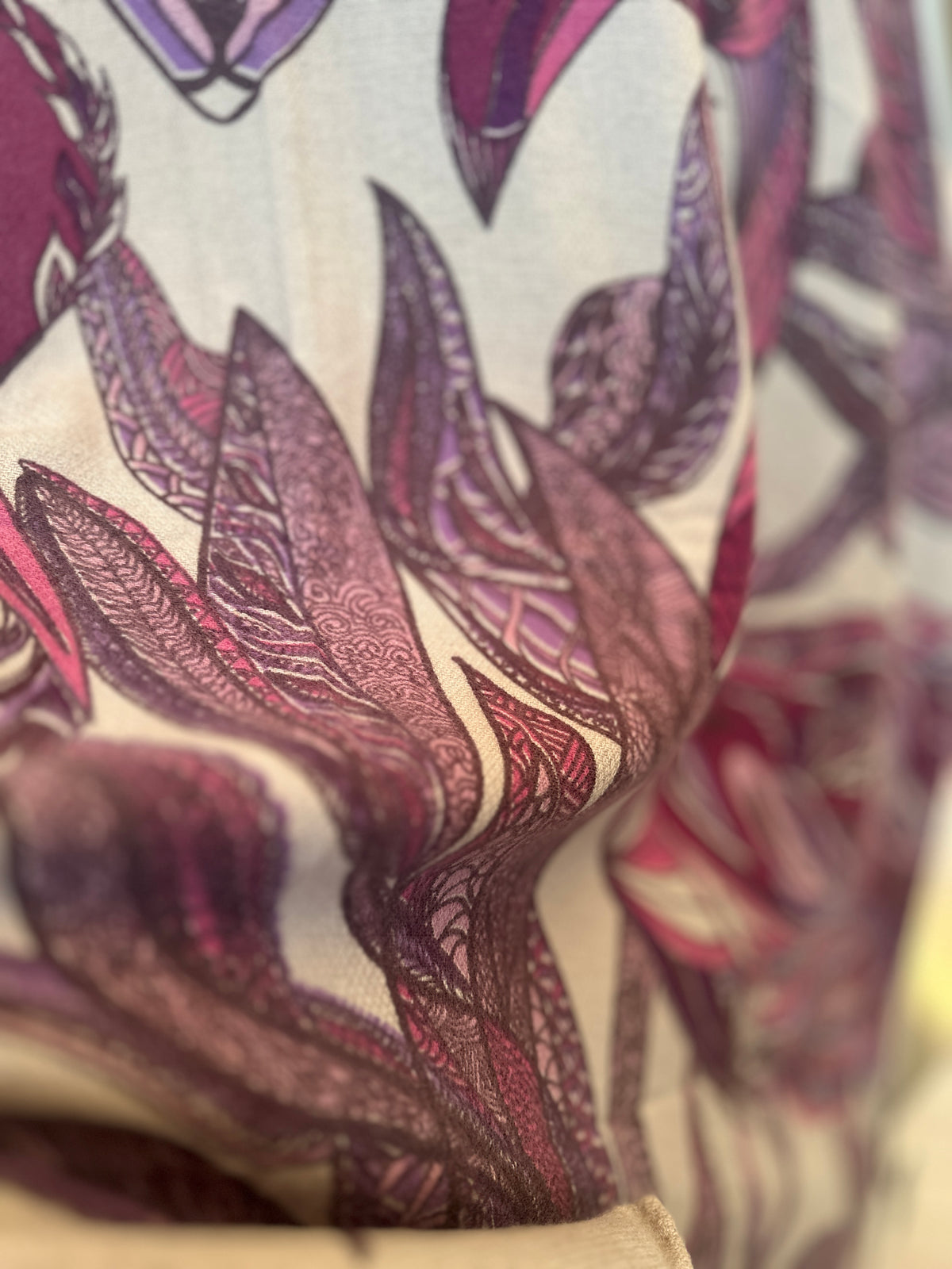 FLAMINGO GARDEN - Kaschmir Cape/Stola - sanftes cashmere natur Beige und diverse Pink und Pflaume und Bordeaux Töne - Limited Edition #3