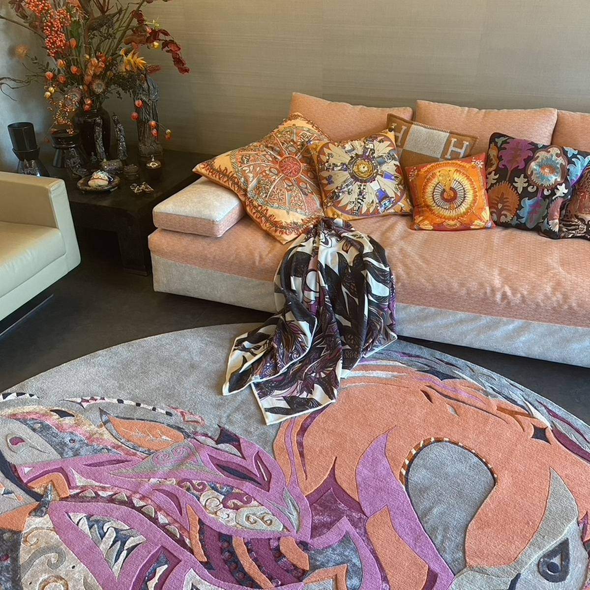 FIRE FLAMINGO Teppich Kunst - Unikat - Unique Designer Rug 260 cm - Knüpfzeit ca 270 Tage