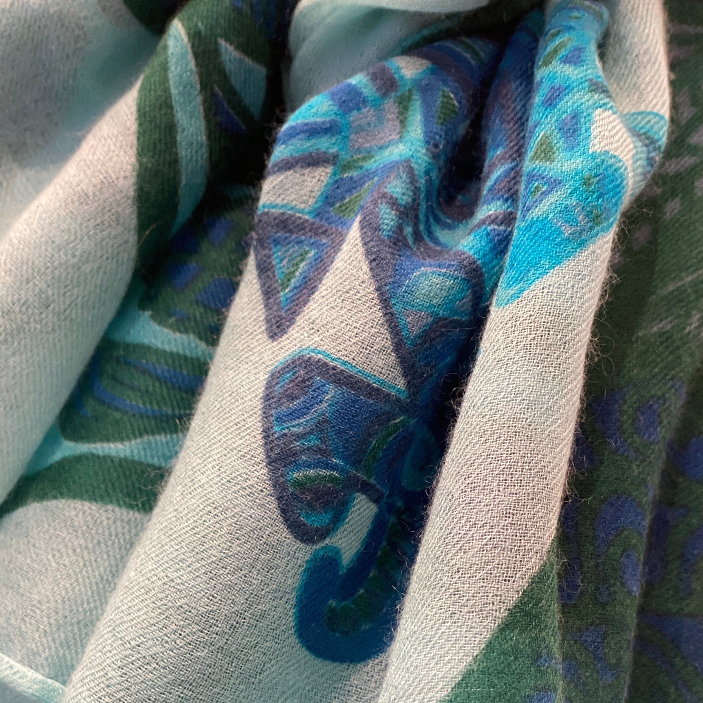 "SOUL LEAVES" Light summer scarf made from 100% light baby cashmere. Limited to 5 pieces 200x100