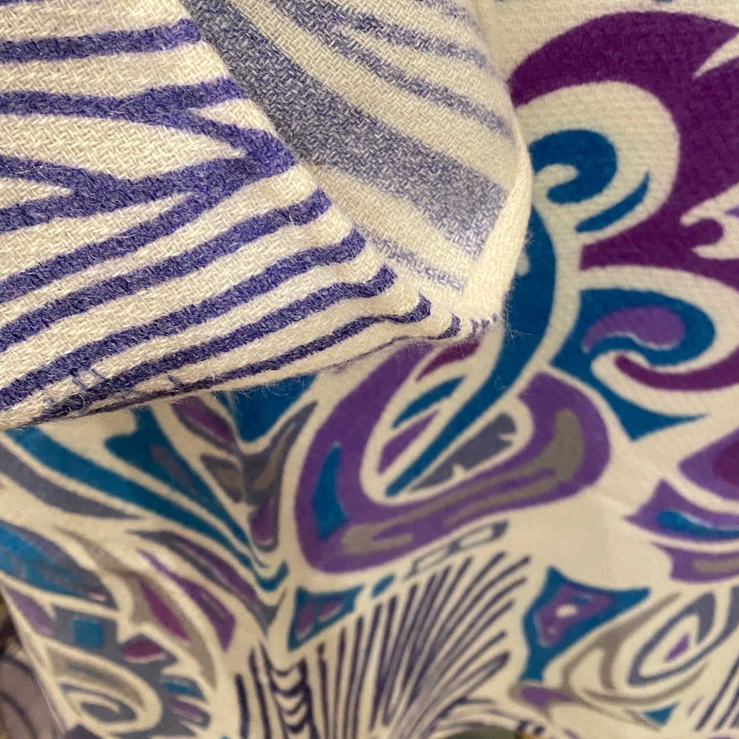 Cashmere CAPE - Very Peri JUNGLE LOVE - stole - handmade 200x140 - limited to 2 pieces! Purple, lilac, mauve