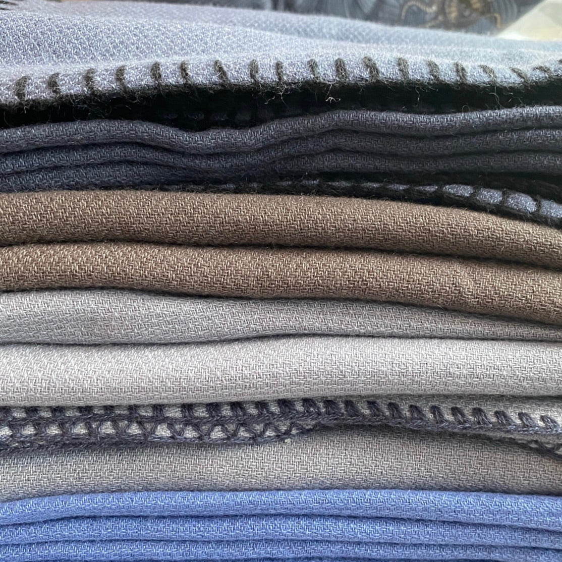 Plaid TRAVEL BLANKET - 70% cashmere 30% silk - light summer cashmere blanket 180x120 different colors
