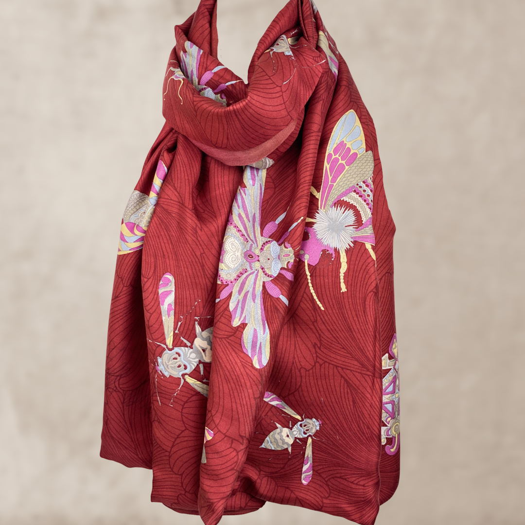 Scarf two-layer, doubleface printed on silk motif "JUST BEES" 100x200 back 100% cashmere gradient red-burgundy