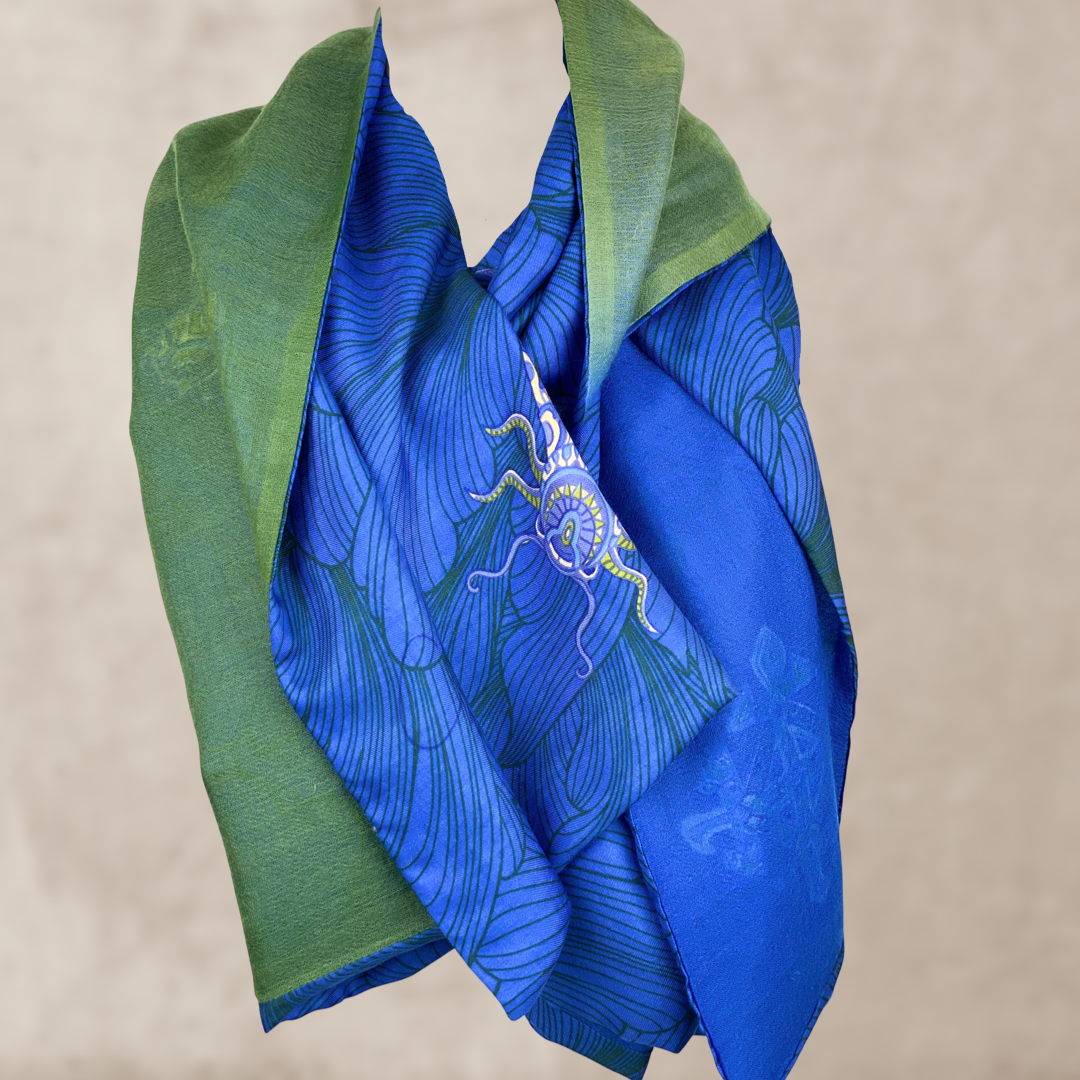 Scarf two-layer doubleface silk printed "JUST BEES" 100x200 back 100% cashmere blue-green